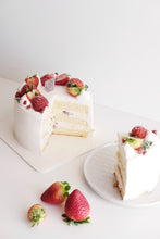 Load image into Gallery viewer, Strawberry Shortcake
